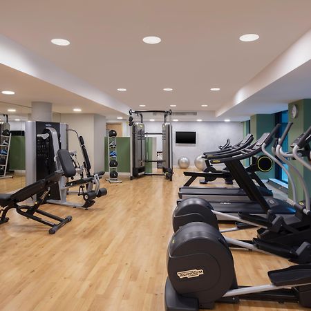 Staybridge Suites London Heathrow - Bath Road, An Ihg Aparthotel Hillingdon Esterno foto