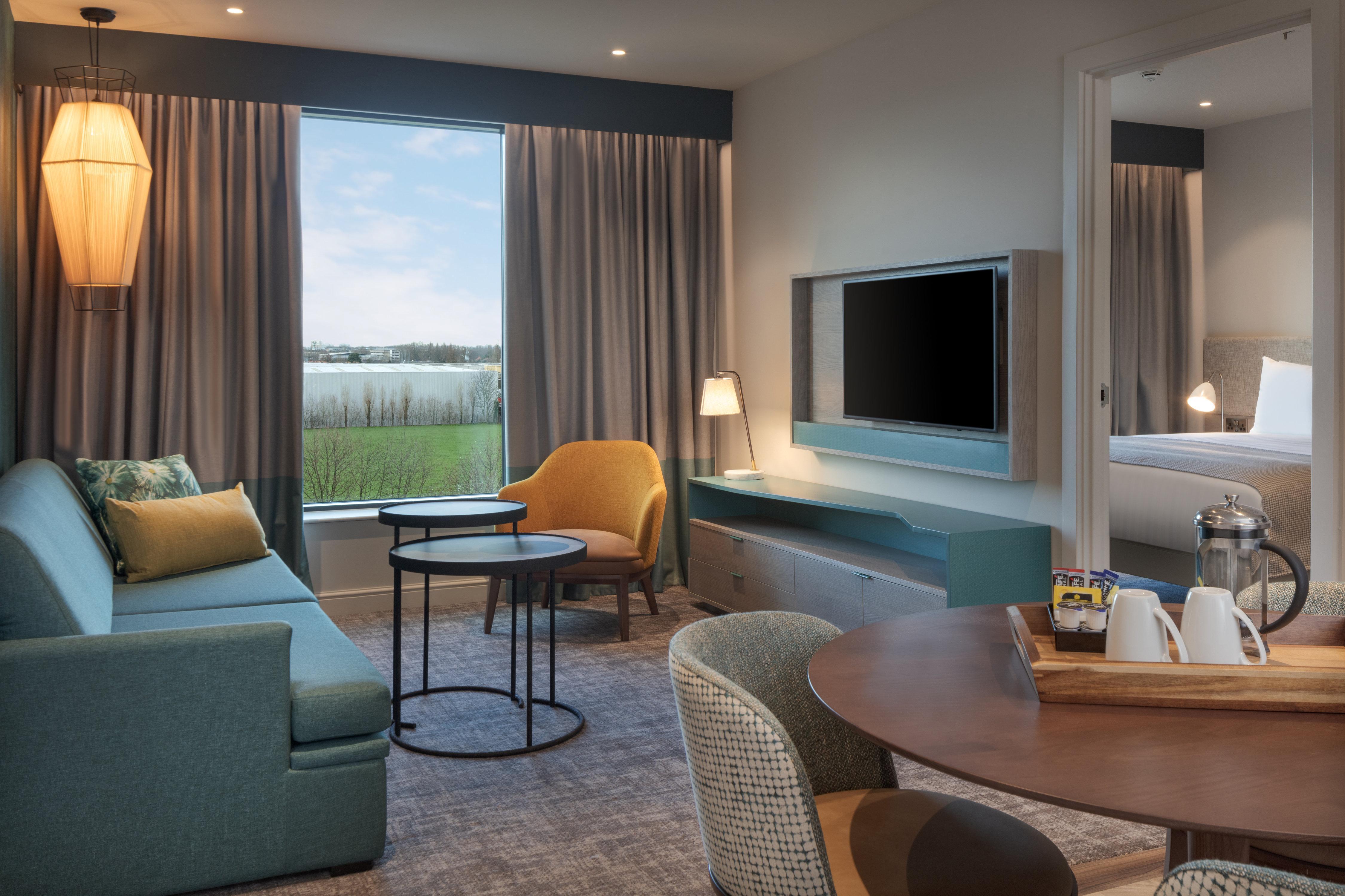 Staybridge Suites London Heathrow - Bath Road, An Ihg Aparthotel Hillingdon Esterno foto