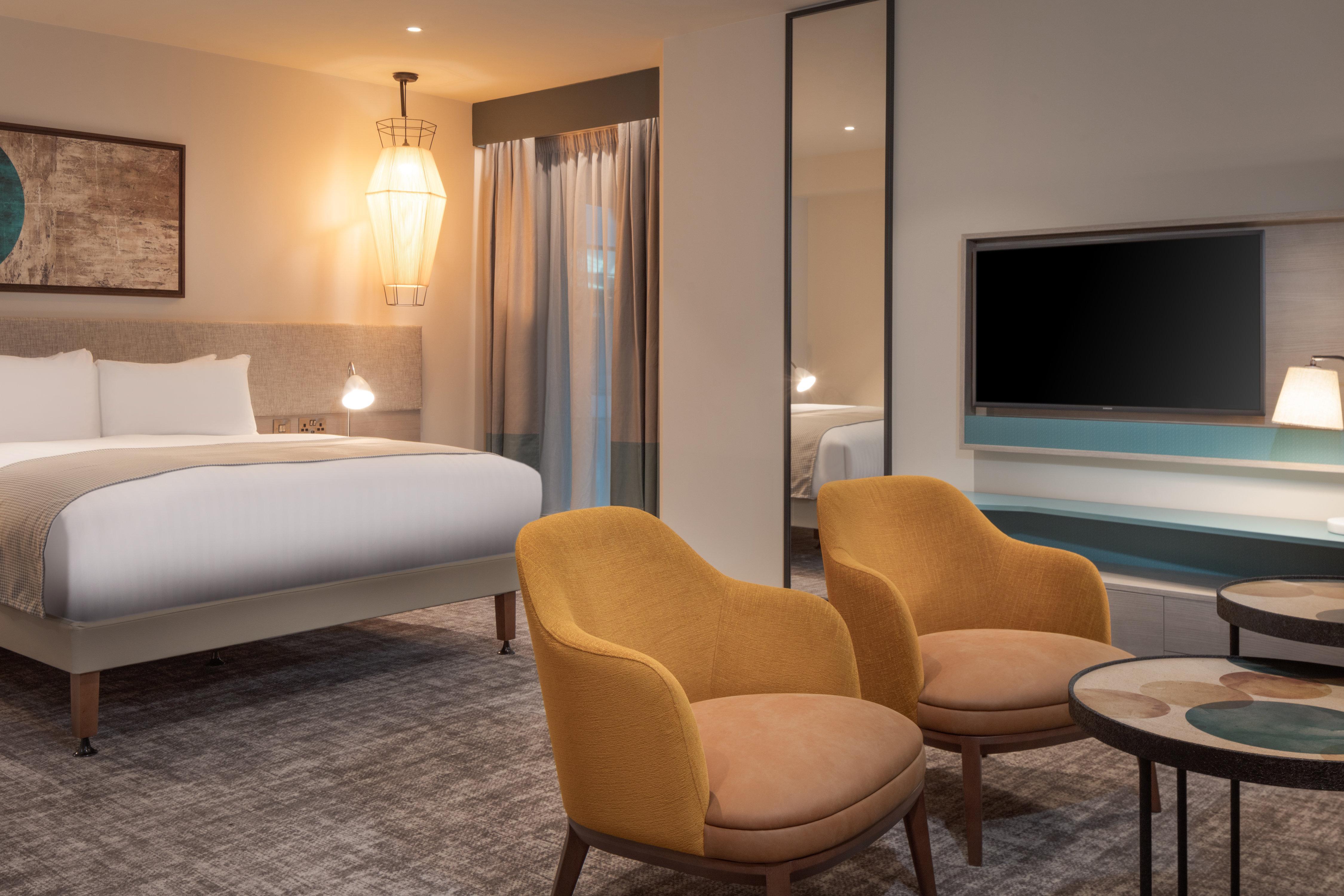 Staybridge Suites London Heathrow - Bath Road, An Ihg Aparthotel Hillingdon Esterno foto